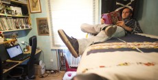 College Teens Shun Exercise and Healthy Food