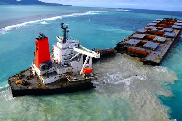 Mauritius Oil Spill Tragedy: How and Why the MV Wakashio Ran Aground, and Aftermath