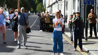 Coronavirus: UK lockdown solidarity ‘starting to fray’