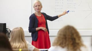 Coronavirus: Does reopening schools risk spreading coronavirus?