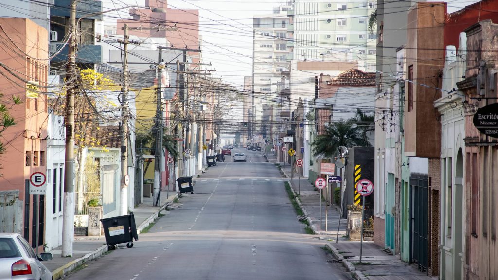 Will the pandemic teach us democracy?
