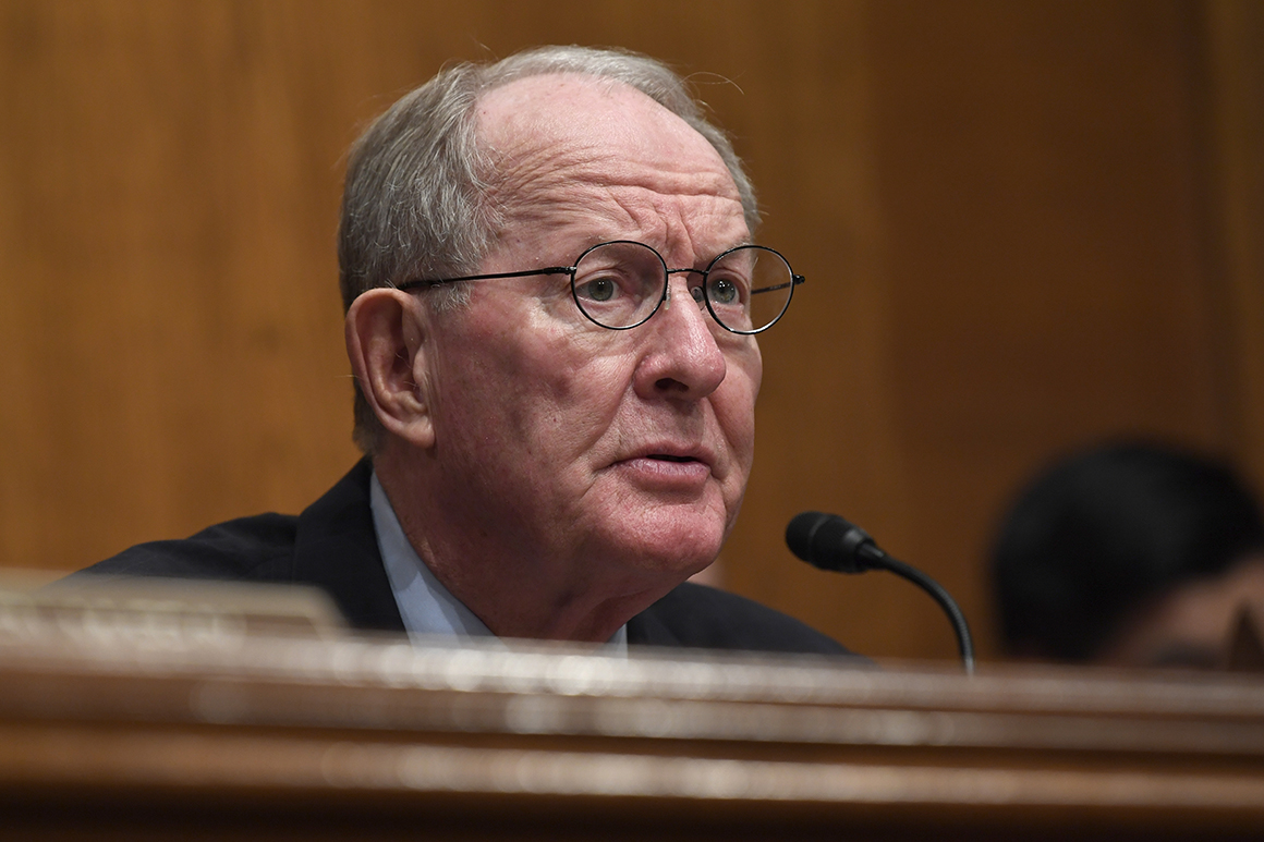 Lawmakers strike deal to end ‘surprise’ medical bills