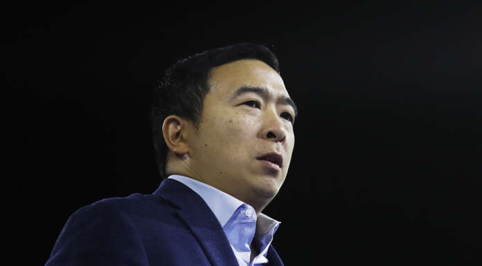 Yang files for mayoral campaign account