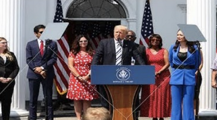 Trump Class Action Suit Seeks Stories of Big Tech Censorship