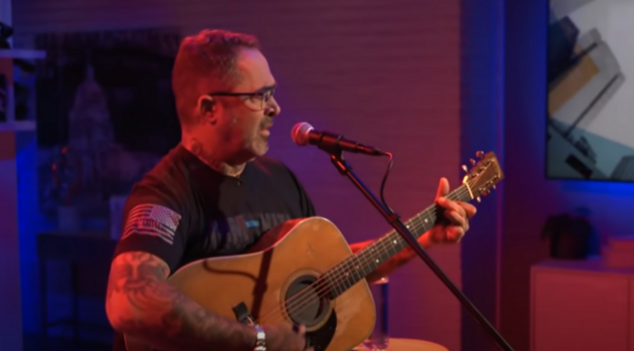Music Blog Calls ‘Am I The Only One’ Singer a ‘Middle Class, Right Wing Wanker’; Record Label Responds