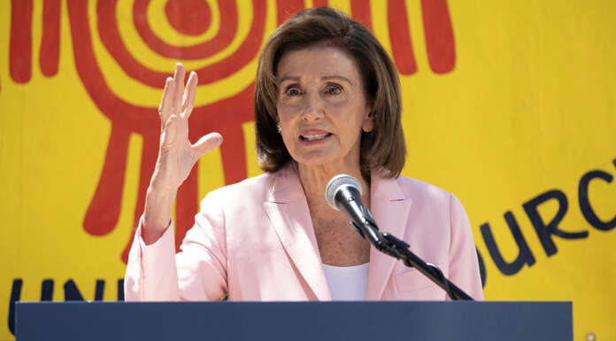 House Dem moderates lay out battle lines as Pelosi stands firm