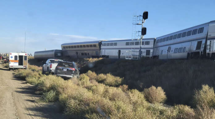 At least 3 dead in Amtrak train derailment in Montana