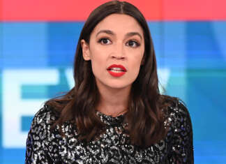 AOC in Miami Beach for 'taste of freedom' as New York sees record number of Covid cases: report