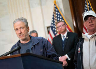 Jon Stewart joins advocates in push to aid veterans exposed to toxins