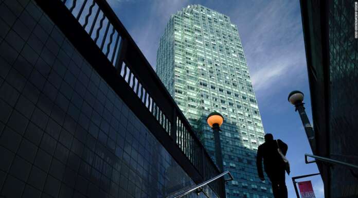 Citigroup to fire unvaccinated US employees this month
