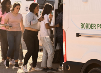 US asks for emergency stay of judge’s decision blocking Biden from releasing migrants without court dates