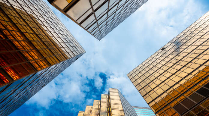 US Banks Facing $1.45 Trillion in Commercial Real Estate Exposure
